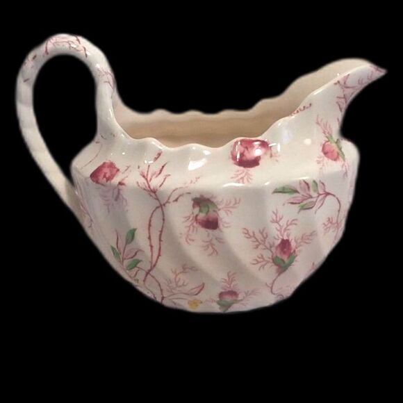 Vintage Creamer  "Rosebud Chintz" Copeland Spode England Ripple Edged 3"x 4"x 5" - Picture 1 of 6